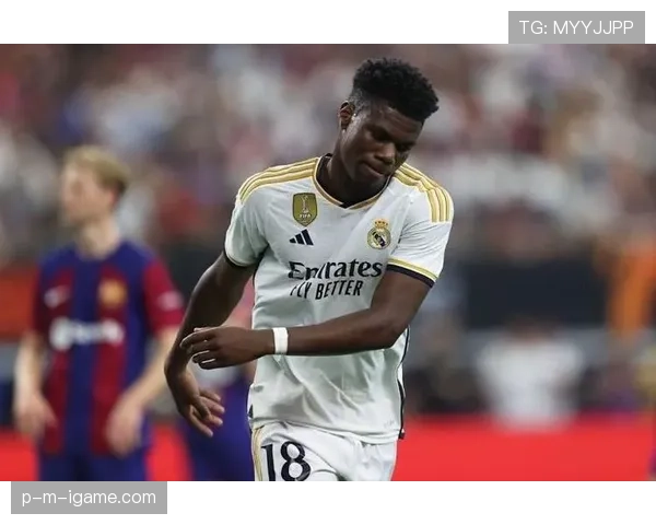 楚阿梅尼中场统治力再现,助力球队赢得关键战役的重要时刻分析 楚阿梅尼中场统治力再现,助力球队赢得关键战役的重要时刻分析