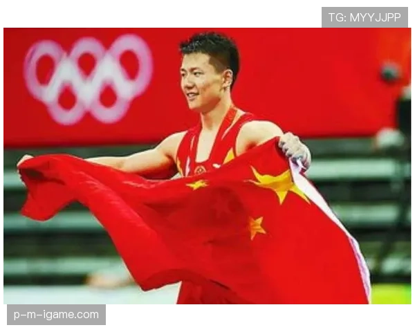 陈一冰退役后住的那套别墅，保洁阿姨说光拖地就要两小时